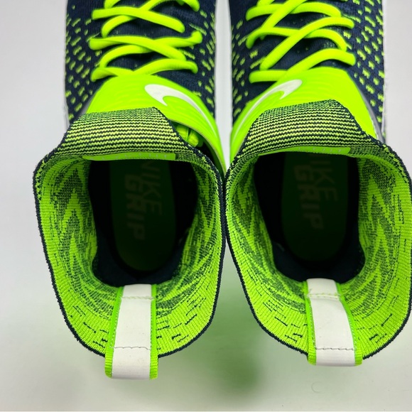 Nike Alpha Menace Elite 2 Flyknit Seattle Seahawks Men’s Football Cleats - Picture 8 of 11